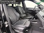 BMW X1 xDrive25e High Executive | full led | panodak | trekhaak | stoelverwarming | hud | dab |