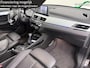 BMW X1 xDrive25e High Executive | full led | panodak | trekhaak | stoelverwarming | hud | dab |
