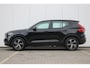 Volvo XC40 T3 Automaat Momentum Pro | Achteruitrijcamera | Semi elektrische trekhaak | Apple Carplay/Android Auto | Cruise Control | Stoelverwarming voorzijde | Elektrisch bedienbare achterklep