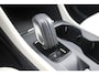 Volvo XC40 T3 Automaat Momentum Pro | Achteruitrijcamera | Semi elektrische trekhaak | Apple Carplay/Android Auto | Cruise Control | Stoelverwarming voorzijde | Elektrisch bedienbare achterklep