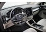 Volvo XC40 T3 Automaat Momentum Pro | Achteruitrijcamera | Semi elektrische trekhaak | Apple Carplay/Android Auto | Cruise Control | Stoelverwarming voorzijde | Elektrisch bedienbare achterklep