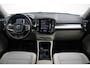 Volvo XC40 T3 Automaat Momentum Pro | Achteruitrijcamera | Semi elektrische trekhaak | Apple Carplay/Android Auto | Cruise Control | Stoelverwarming voorzijde | Elektrisch bedienbare achterklep