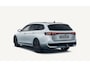 Volkswagen Passat Variant 1.5 eHybrid R-Line Edition 272 PK Plug in hybride | #AD | Trekhaak | 2000 kg trekgewicht | Black Style plus | Harman Kardon geluidssysteem | 360 Camera | Dodehoeksensoren | Alcantara dakhemel | Stoelverwarming | Stuurverwarming | Apple Carplay | 19" Lichtmetalen velgen | Head-up display | Elektrisch verstelbare stoelen | Achterklep elektrisch |