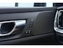 Volvo V60 T8 Plug-in hybrid Plus Dark | ACC | 360° Camera | BLIS | Keyless | Stoel+Stuurverwarming | Getint Glas