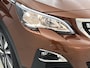 Peugeot 3008 1.2 130pk Allure | Trekhaak | Navigatie | Climate Control | Cruise Control | 19"LMV | Camera | Apple Carplay/Android Auto |