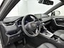 Toyota RAV4 2.5 Hybrid Bi-Tone Limited | Parkeersensoren voor+achter | Draadloze telefoonlader | Stoelverwarming | Elektrische achterklep | Climate Control | Cruise Control Adaptive | Navigatie | Apple CarPlay/Android Auto |