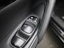 Nissan Qashqai 1.2 N-Vision | Climate Control | Panoramadak | Stoelverwarming | Navigatie | Achteruitrijcamera | Parkeersensoren | Trekhaak |