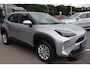 Toyota Yaris Cross 115 HYBRID DYNAMIC STOEL/STUURVERW BLIND-SPOT PARK-SENSOREN CAMERA AD-CRUISE CLIMA APPLE/ANDROID