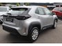 Toyota Yaris Cross 115 HYBRID DYNAMIC STOEL/STUURVERW BLIND-SPOT PARK-SENSOREN CAMERA AD-CRUISE CLIMA APPLE/ANDROID