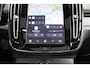 Volvo XC40 232PK Automaat Recharge Pro | 360 Camera | Adapt. Cruise | H&K Audio | 20" LMV | Verw. Voorstoelen & stuurwiel | Elektrisch verstelbare voorstoelen