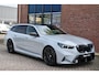 BMW M5 Touring Kreidegrau Ind. | Ultimate Pack | Keramisch | Pano | Trekh | B&W | DA+