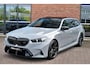 BMW M5 Touring Kreidegrau Ind. | Ultimate Pack | Keramisch | Pano | Trekh | B&W | DA+