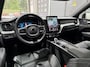 Volvo XC60 T8 Plug-in hybrid Ultra Black Edition | ACC | Panoramadak | 360° Camera | Head-Up | Harman/Kardon | Stoel+Stuurverwarming | 21 inch