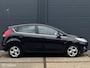 Ford Fiesta 1.6 Titanium 5 deurs - 2E EIGENAAR - ECC - CRUISE CONTROLE - LMV - PDC - EL. INKLAPBARE SPIEGELS - BLUETOOTH - NAP - NL AUTO - APK TM 20-04-2027 -