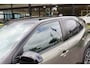 Toyota Yaris Cross 1.5 Hybrid Executive Bi-tone | Rijklaar | Panorama | Blind Spot | Head Up | JBL | Sensoren v+a | Stoelverw. | Apple/Android | Half-leder