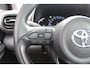 Toyota Yaris Cross 1.5 Hybrid Executive Bi-tone | Rijklaar | Panorama | Blind Spot | Head Up | JBL | Sensoren v+a | Stoelverw. | Apple/Android | Half-leder