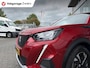 Peugeot e-2008 EV Allure Pack 50 kWh SOH94%/3-Fase/Cruise/Afneembare trekhaak/Carplay.