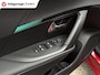 Peugeot e-2008 EV Allure Pack 50 kWh SOH94%/3-Fase/Cruise/Afneembare trekhaak/Carplay.