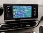 Peugeot 5008 1.2 PureTech GT 7 Persoons Automaat (APPLE CARPLAY, 1e EIGENAAR, GROOT NAVI, LEDER/ALCANTARA, 360 CAMERA, SPORTSTOELEN, KEYLESS, GETINT GLAS, ADAPTIVE CRUISE, NIEUWSTAAT)