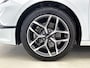 Kia Ceed 120pk ExecutiveLine | 1ste eigenaar | Glazen dak | Camera | Dodehoekdetectie | Electrische klep | Stuur/stoel/achterbank verwarming