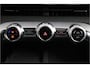 Omoda 9 SHS 1.5T-GDi SHS-P Premium - PHEV Premium - Panoramadak - 140km actieradius plug in hybride - Parkeerhulp voor en achter - 7 Jaar Fabrieksgarantie