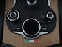 Alfa Romeo Stelvio 2.0 T AWD First Edition | Panoramadak | Leder | Stoel/stuur verwarming | Memory | Keyless entry | Bi-Xenon | EIBACH verlagingsveren | Camera | Park assist | Climate control |
