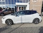 Toyota Corolla Hybrid 140 GR Sport SCHUIF/KANTELDAK SPORTIEVE UITSTRALING PARKEERSENSOREN
