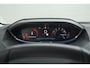 Peugeot 3008 PureTech 130 EAT8 Style | Camera | Parkeersensoren | Navigatie | Apple Carplay