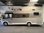 Dethleffs Trend 1 Integraal Automaat | 2017 | Slechts 32.387 km | Euro 6 | Fiat Ducato onderstel | Zeer mooi en LUXE Camper ! KLEIN RIJBEWIJS ACHTERUITRIJCAMERA GARAGE HEFBED QUEENSIZE BED  GROTE KOELKAST MET VRIES GEDEELTE ZEER MOOI !!!