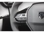 Peugeot 2008 1.2 100PK ALLURE | ACHTERUITRIJ CAMERA | NAVIGATIE | DRAADLOZE APPLE CARPLAY/ANDROID AUTO | PARKEERSENSOREN VOOR + ACHTER | CRUISE CONTROL | DAB+ RADIO | CLIMATE CONTROL | 17" LICHTMETALEN VELGEN | UNIEKE KM STAND! |