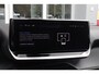 Peugeot 2008 1.2 100PK ALLURE | ACHTERUITRIJ CAMERA | NAVIGATIE | DRAADLOZE APPLE CARPLAY/ANDROID AUTO | PARKEERSENSOREN VOOR + ACHTER | CRUISE CONTROL | DAB+ RADIO | CLIMATE CONTROL | 17" LICHTMETALEN VELGEN | UNIEKE KM STAND! |