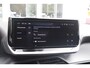 Peugeot 2008 1.2 100PK ALLURE | ACHTERUITRIJ CAMERA | NAVIGATIE | DRAADLOZE APPLE CARPLAY/ANDROID AUTO | PARKEERSENSOREN VOOR + ACHTER | CRUISE CONTROL | DAB+ RADIO | CLIMATE CONTROL | 17" LICHTMETALEN VELGEN | UNIEKE KM STAND! |