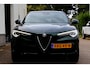 Alfa Romeo Stelvio 2.0 T 280PK Q4 AWD Ti*Perfect Alfa Onderh.*Pano/ACC met stuurhulp/Leder/Stoelverw./Stuurverw./Apple Carplay-Android/Dodehoek/Rijstrook/Memorie/Keyless Entry+Go/DAB/LED/Camera/Parkeersens.V+A/19 inch LM*