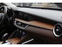 Alfa Romeo Stelvio 2.0 T 280PK Q4 AWD Ti*Perfect Alfa Onderh.*Pano/ACC met stuurhulp/Leder/Stoelverw./Stuurverw./Apple Carplay-Android/Dodehoek/Rijstrook/Memorie/Keyless Entry+Go/DAB/LED/Camera/Parkeersens.V+A/19 inch LM*