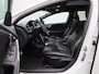 Volvo V40 2.0 D3 Polar+ Sport AUTOMAAT | PANORAMADAK | TREKHAAK | R-DESIGN | NAVIGATIE | CRUISE | CLIMA | STOELVERWARMING | 12 MAANDEN BOVAG GARANTIE |