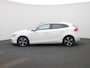 Volvo V40 2.0 D3 Polar+ Sport AUTOMAAT | PANORAMADAK | TREKHAAK | R-DESIGN | NAVIGATIE | CRUISE | CLIMA | STOELVERWARMING | 12 MAANDEN BOVAG GARANTIE |