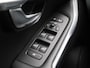Volvo V40 2.0 D3 Polar+ Sport AUTOMAAT | PANORAMADAK | TREKHAAK | R-DESIGN | NAVIGATIE | CRUISE | CLIMA | STOELVERWARMING | 12 MAANDEN BOVAG GARANTIE |