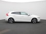 Volvo V40 2.0 D3 Polar+ Sport AUTOMAAT | PANORAMADAK | TREKHAAK | R-DESIGN | NAVIGATIE | CRUISE | CLIMA | STOELVERWARMING | 12 MAANDEN BOVAG GARANTIE |