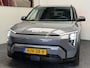 Kia EV3 Plus 81.4 kWh Long range STUUR EN STOEL VERWARMING ACHTERUITRIJCAMERA APPLE CAR PLAY ZEER MOOI !!!
