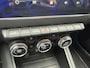 Renault Captur 1.3 TCe 130 Initiale Paris Nieuw Model / Afneembare Trekhaak / Stoelverwarming / Stuurverwarming / 360 Graden Camera / Adaptieve Cruise Control / Apple CarPlay