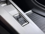 Peugeot e-308 SW GT 54 kWh 156pk | Alcantara bekleding | Elektrisch verstelbare bestuurdersstoel | Navigatie | Elektrische achterklep | 360 Camera | Cruise control adaptief | Apple Carplay en Android auto
