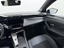 Peugeot e-308 SW GT 54 kWh 156pk | Alcantara bekleding | Elektrisch verstelbare bestuurdersstoel | Navigatie | Elektrische achterklep | 360 Camera | Cruise control adaptief | Apple Carplay en Android auto