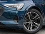 Audi E-tron e-tron 50 quattro Launch edition plus 71 kWh | Panoramadak | Luchtvering | Adaptive Cruise | Memory Seats | Stoelverwarming | PDC V+A |