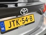 Toyota Yaris 1.5 Hybrid 115 Dynamic Limited | BTW voertuig | Dealer onderhouden | Apple CarPlay/Android auto | Cruise Control Adaptive | Achteruitrijcamera |