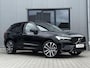 Volvo XC60 2.0 T6 Plug-in hybrid AWD Plus Dark 349 PK | Trekhaak | Panorama | Vol Leder | 21 Inch | Verwarmingspakket