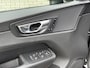 Volvo XC60 2.0 T6 Plug-in hybrid AWD Plus Dark 349 PK | Trekhaak | Panorama | Vol Leder | 21 Inch | Verwarmingspakket