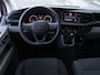 Volkswagen Transporter 2.0 TDI 110 pk L2H1 Business | Airco | Cruise control | Navigatie via App connect | Bijrijdersbank | RVS sidebars | Trekhaak | Betimmering |