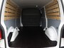 Volkswagen Transporter 2.0 TDI 110 pk L2H1 Business | Airco | Cruise control | Navigatie via App connect | Bijrijdersbank | RVS sidebars | Trekhaak | Betimmering |