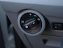 Volkswagen Transporter 2.0 TDI 110 pk L2H1 Business | Airco | Cruise control | Navigatie via App connect | Bijrijdersbank | RVS sidebars | Trekhaak | Betimmering |
