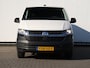 Volkswagen Transporter 2.0 TDI 110 pk L2H1 Business | Airco | Cruise control | Navigatie via App connect | Bijrijdersbank | RVS sidebars | Trekhaak | Betimmering |